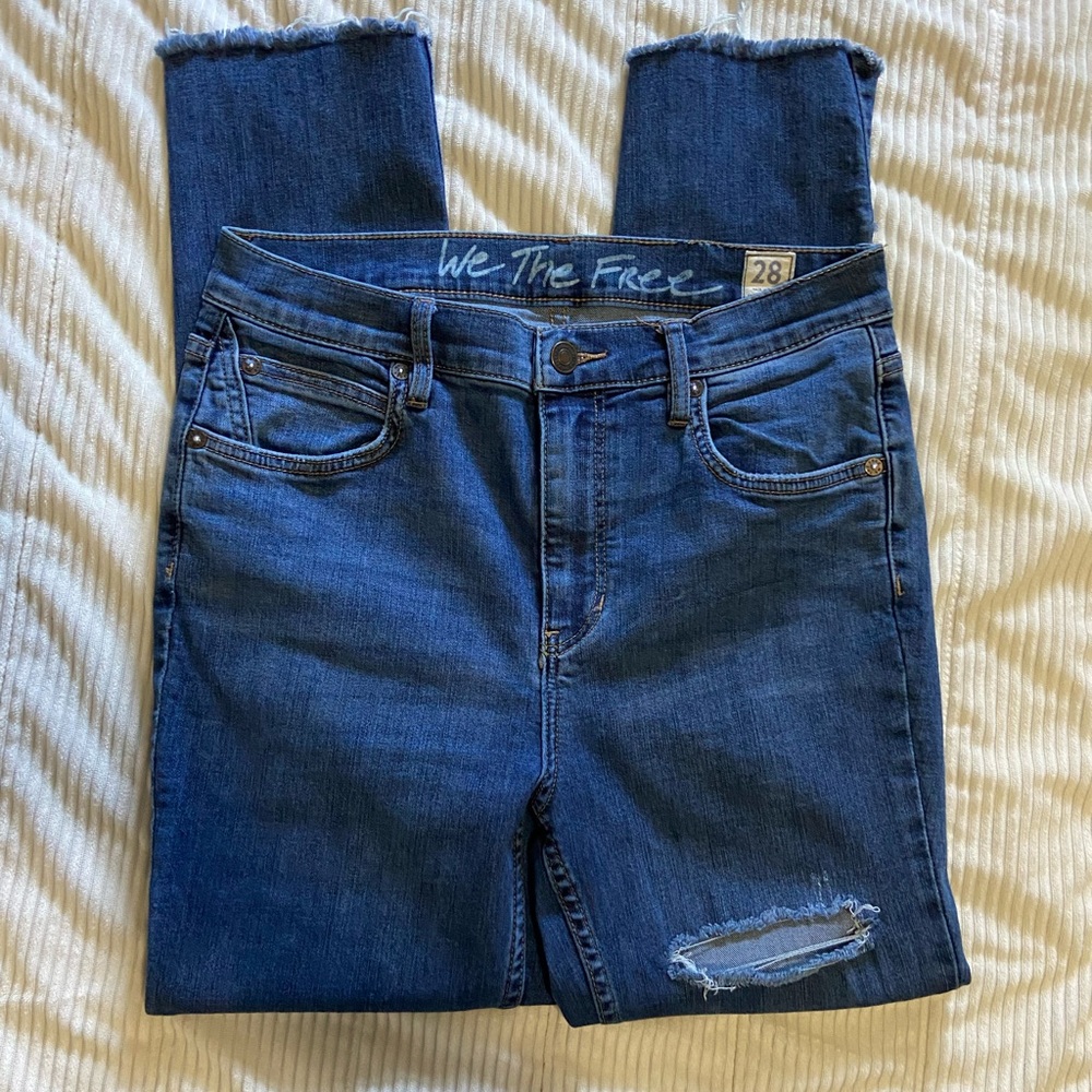 We The Free Distressed Dark Blue Ankle Jeans